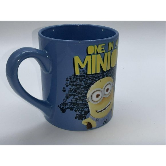 Despicable Me, Universal Studios Minion Mug - Picture 3 of 7